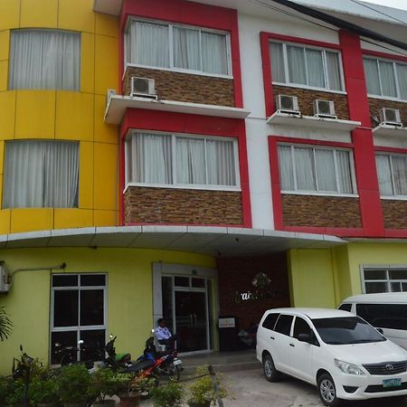 Arabelle Suites Tagbilaran Extérieur photo