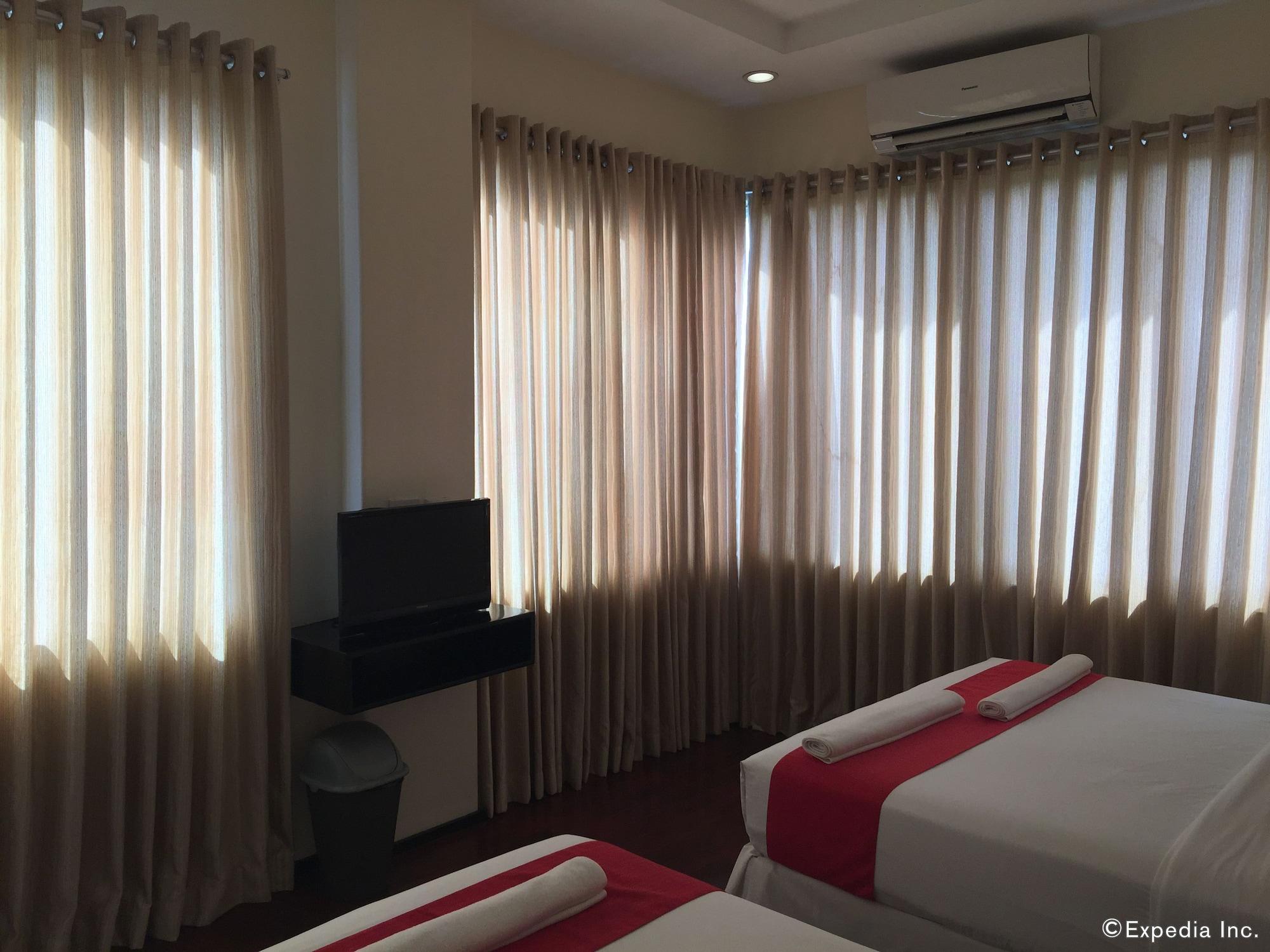 Arabelle Suites Tagbilaran Extérieur photo
