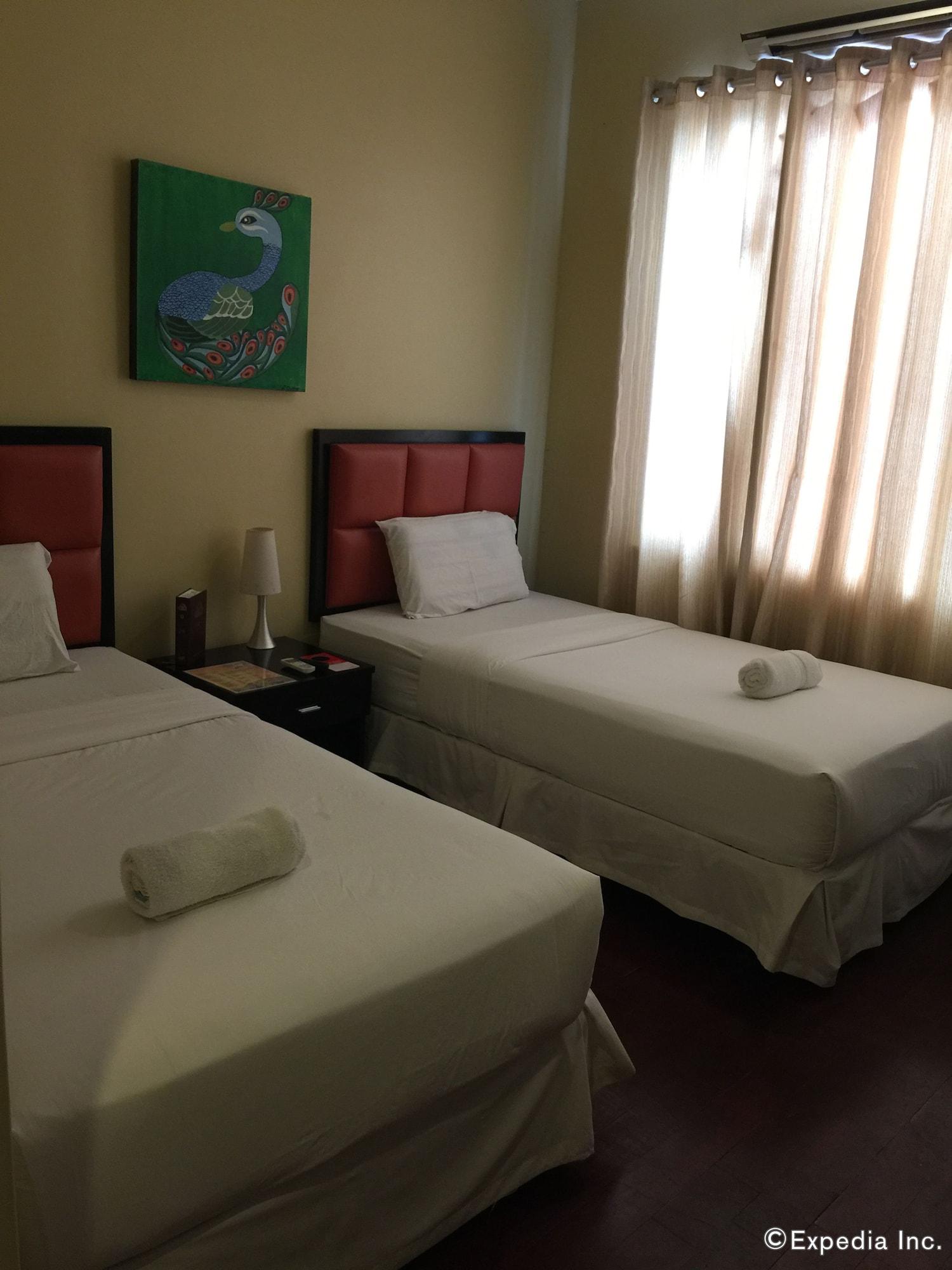 Arabelle Suites Tagbilaran Extérieur photo