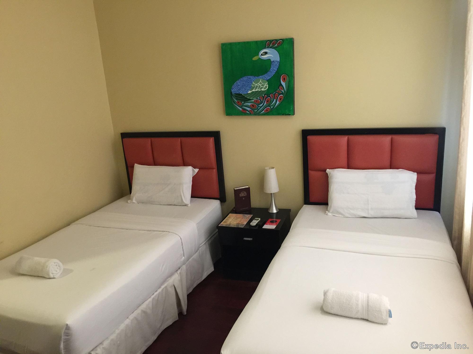 Arabelle Suites Tagbilaran Extérieur photo