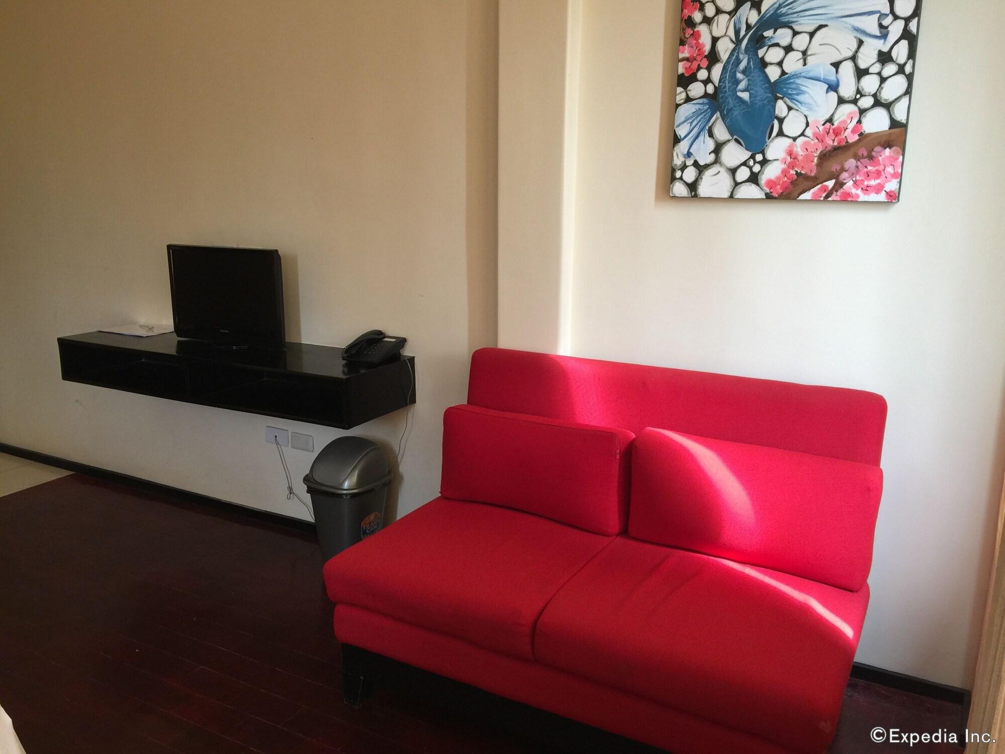 Arabelle Suites Tagbilaran Extérieur photo