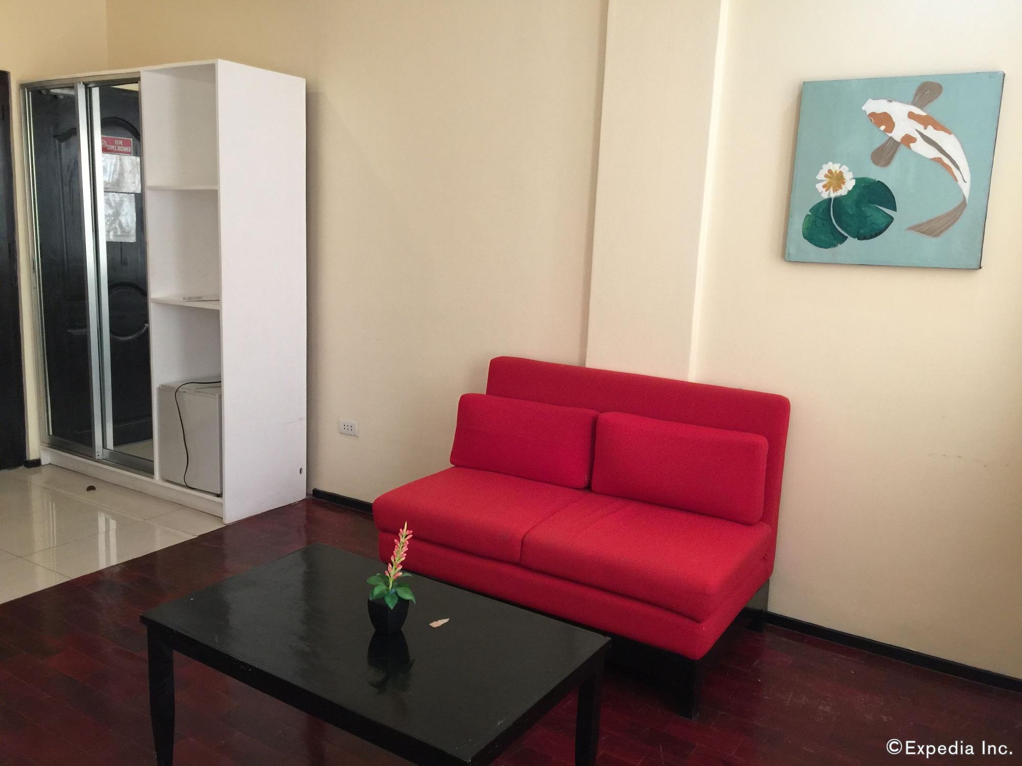 Arabelle Suites Tagbilaran Extérieur photo