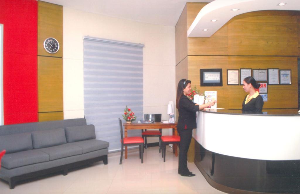 Arabelle Suites Tagbilaran Extérieur photo