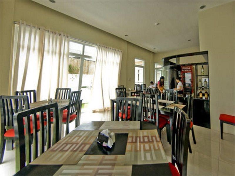 Arabelle Suites Tagbilaran Extérieur photo