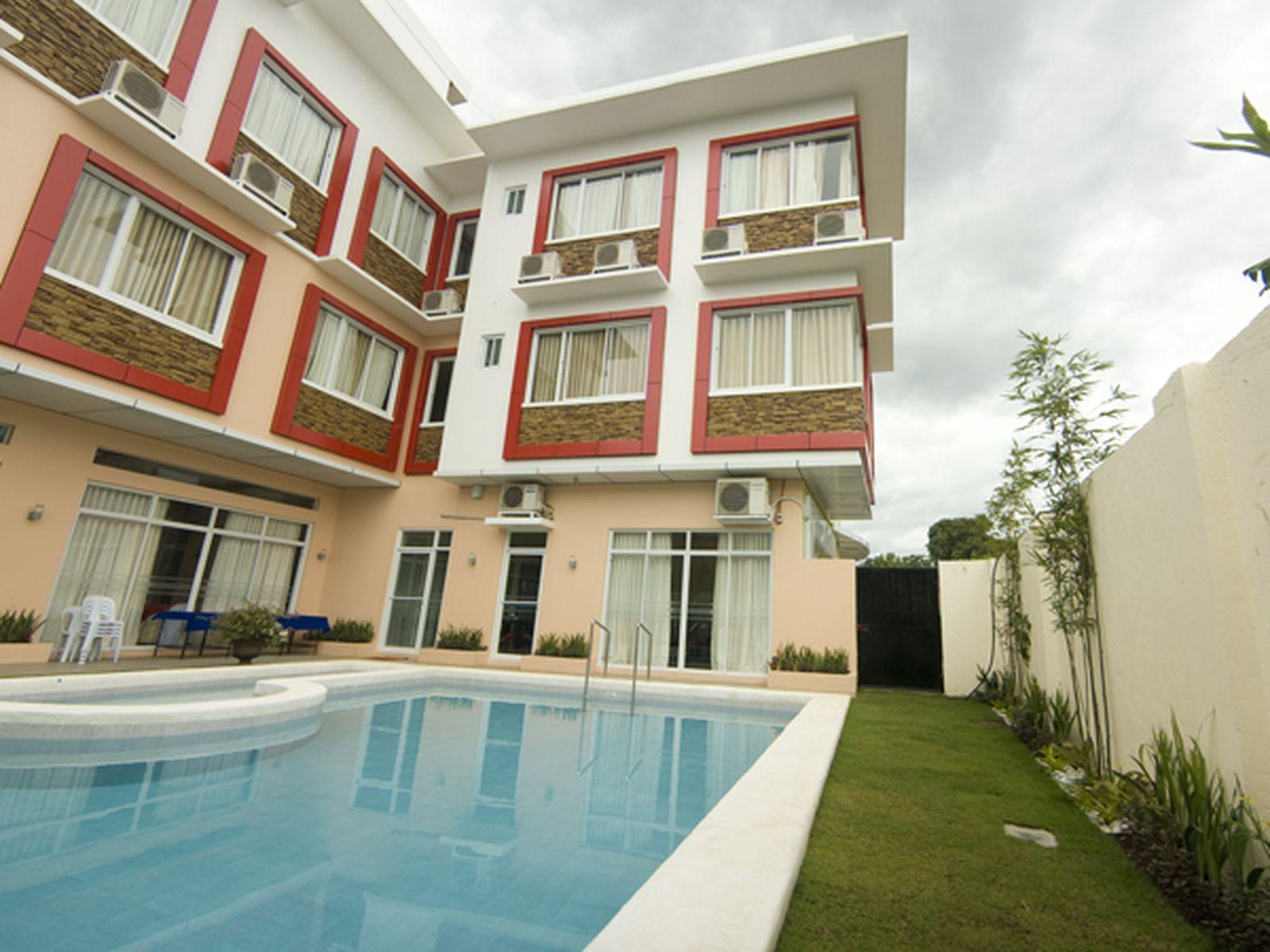 Arabelle Suites Tagbilaran Extérieur photo