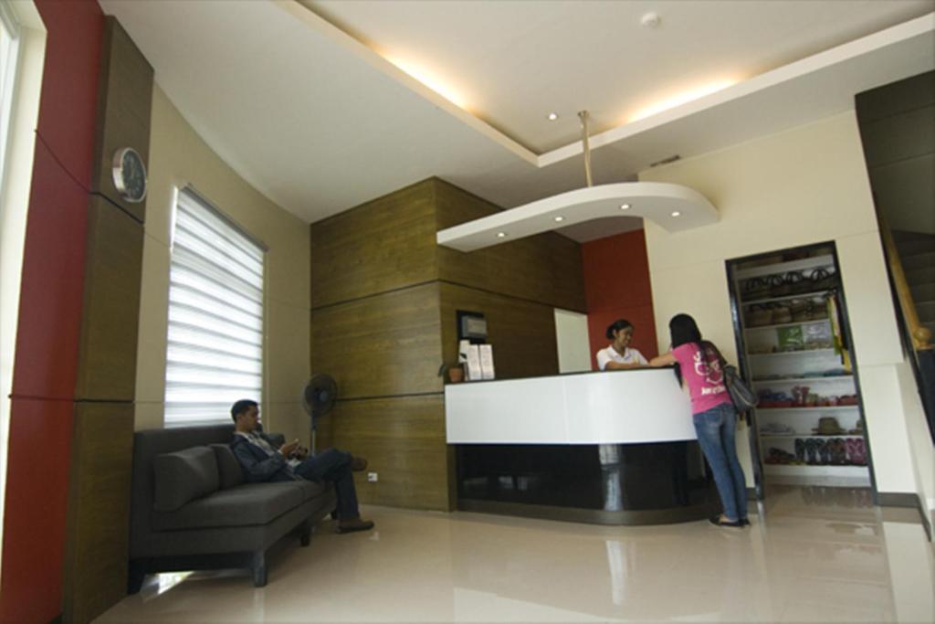 Arabelle Suites Tagbilaran Extérieur photo