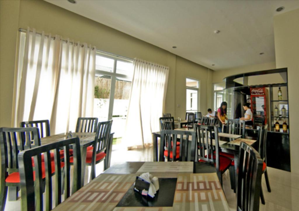Arabelle Suites Tagbilaran Extérieur photo