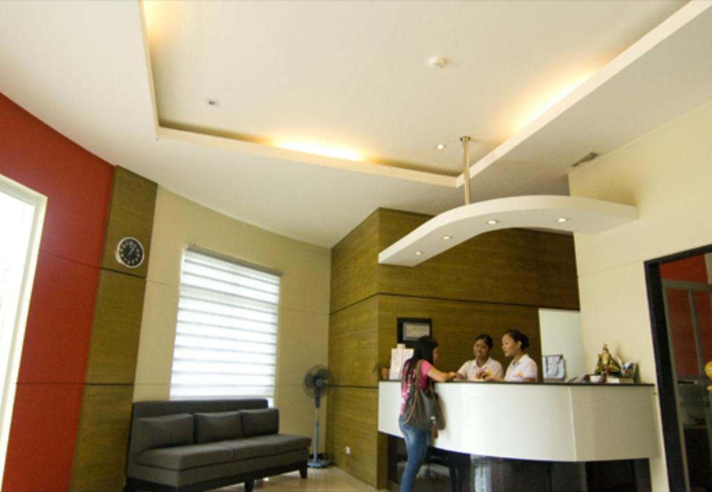 Arabelle Suites Tagbilaran Extérieur photo
