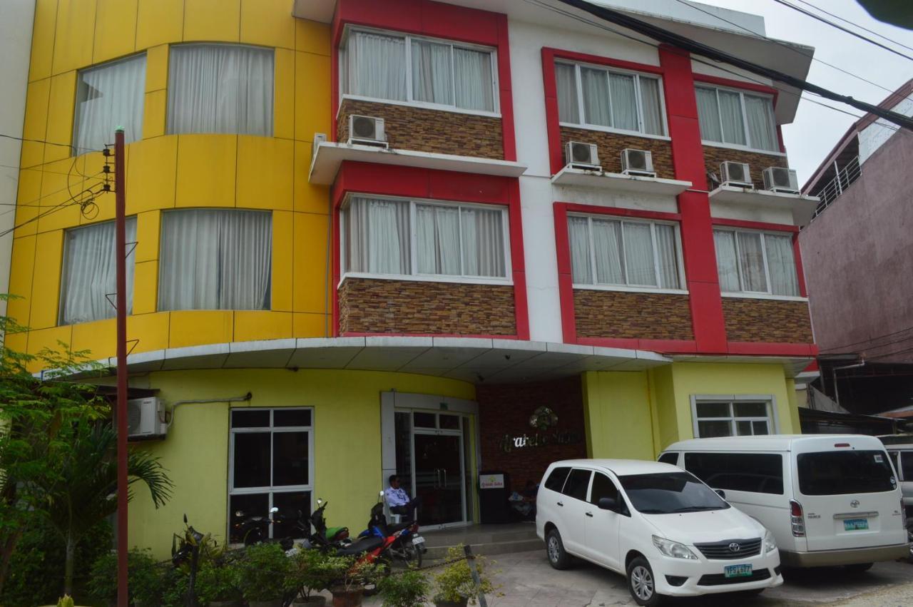 Arabelle Suites Tagbilaran Extérieur photo