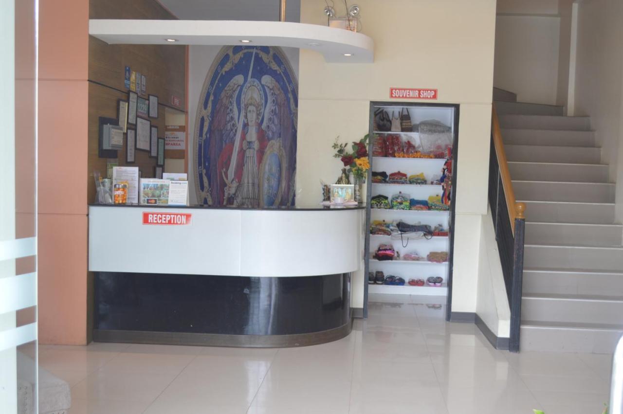 Arabelle Suites Tagbilaran Extérieur photo