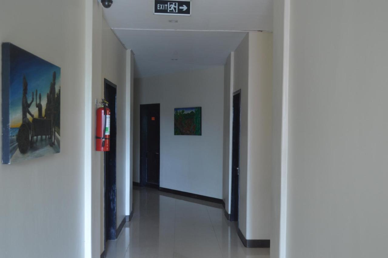 Arabelle Suites Tagbilaran Extérieur photo