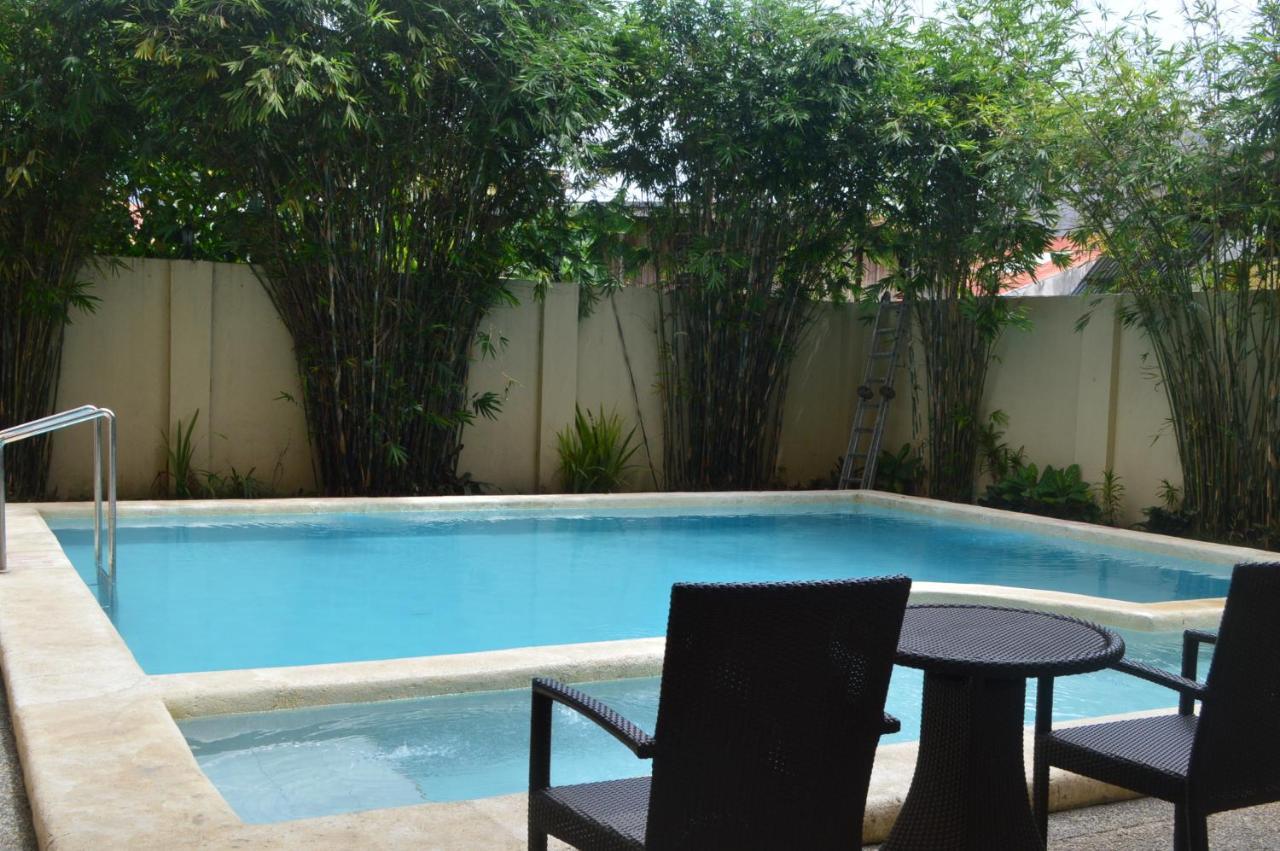 Arabelle Suites Tagbilaran Extérieur photo