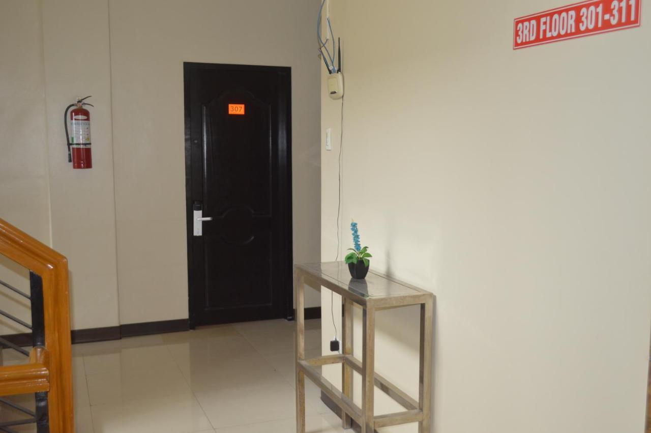 Arabelle Suites Tagbilaran Extérieur photo